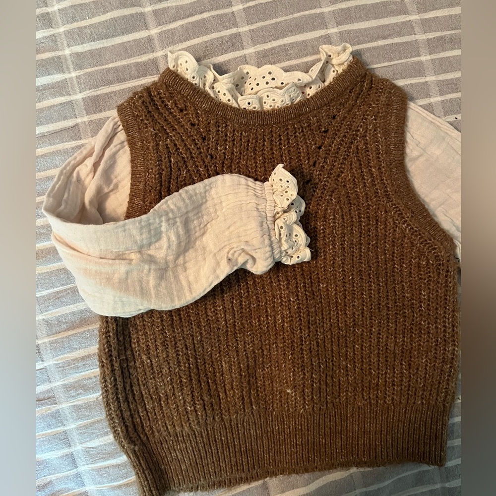 Zara toddler girls sweater vest top